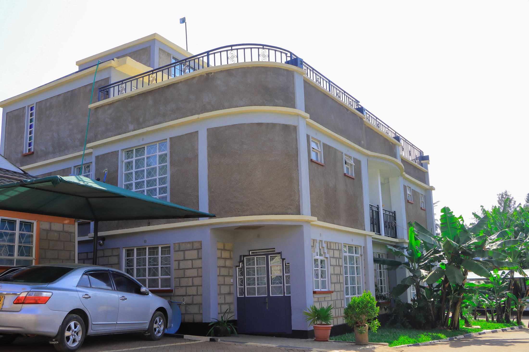 4 Bedroom Penthouse — 4 bedroom house for rent in Meru, The Rivers Court
